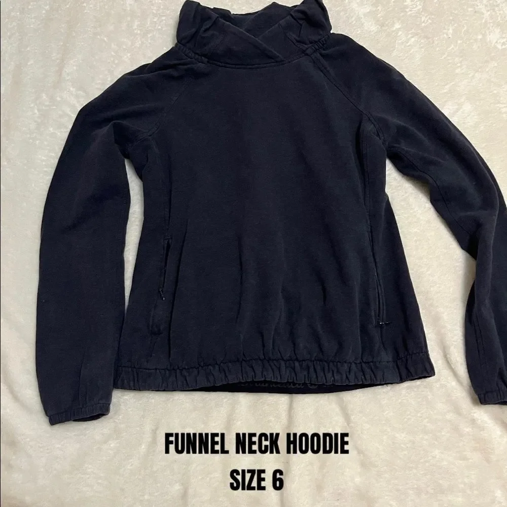 Lululemon funnel neck hoodie size 6